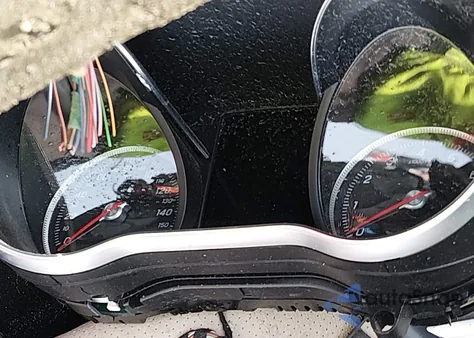 2018 Mercedes-Benz C 300 4Matic из США, поврежденный, VIN 55SWF4KB7JU273730